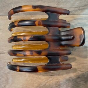 New Bear Claw Hair Clip